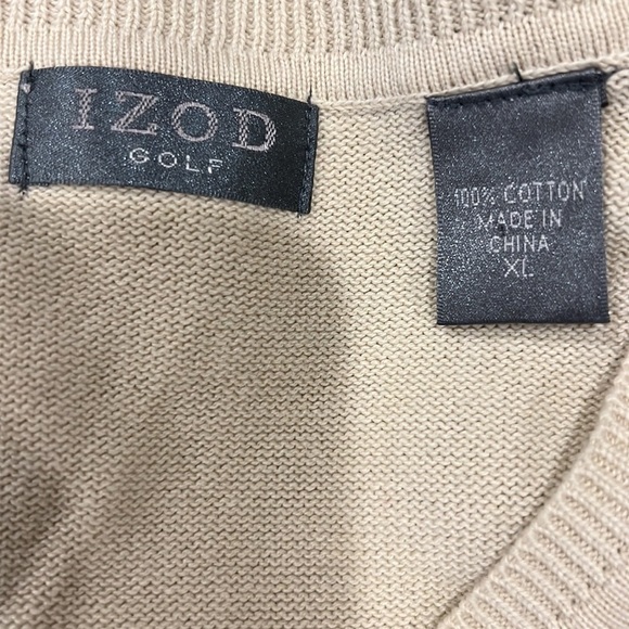 IZOD Golf Argyle Sweater Vest - Picture 3 of 4